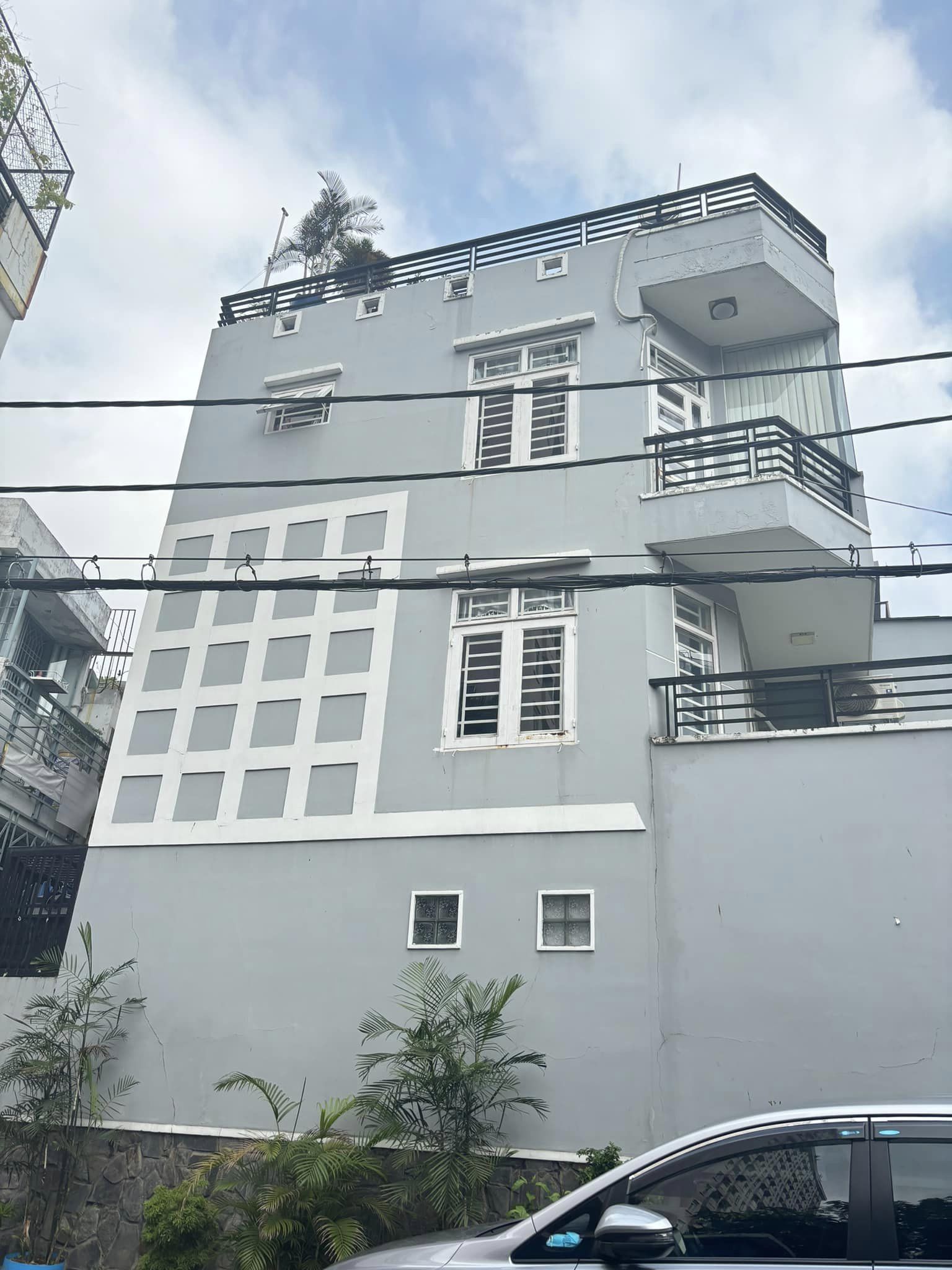 Bán nhà lô góc 3 MT,4 tầng ,KP Nhật, không có nhà bán Nguyễn Ngọc Phương, F19, Bình Thạnh giá chào 11 tỷ